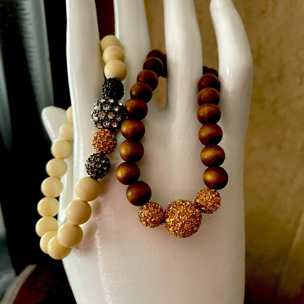 Set of elastic bracelets